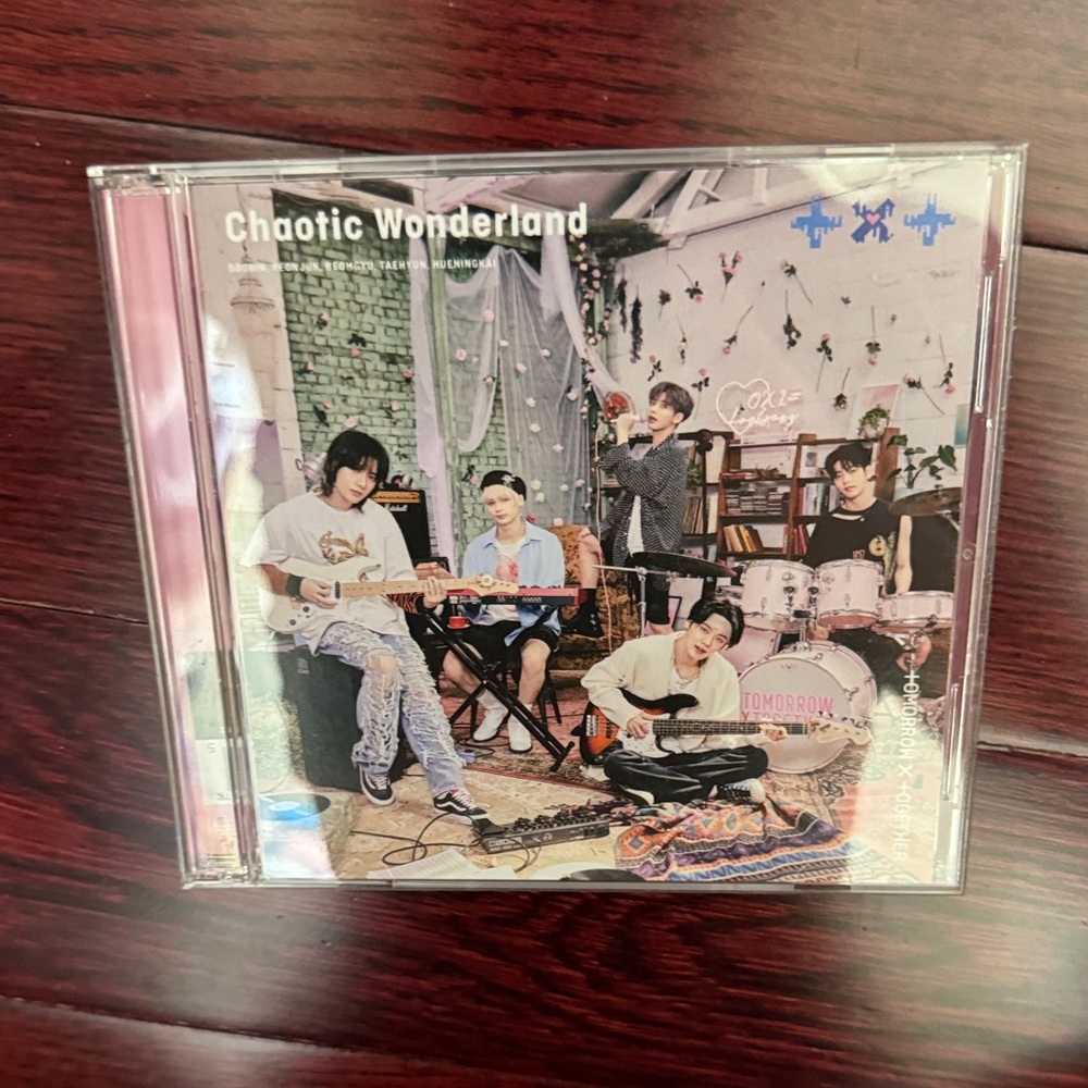 Chaotic Wonderland CD: TXT ALBUM